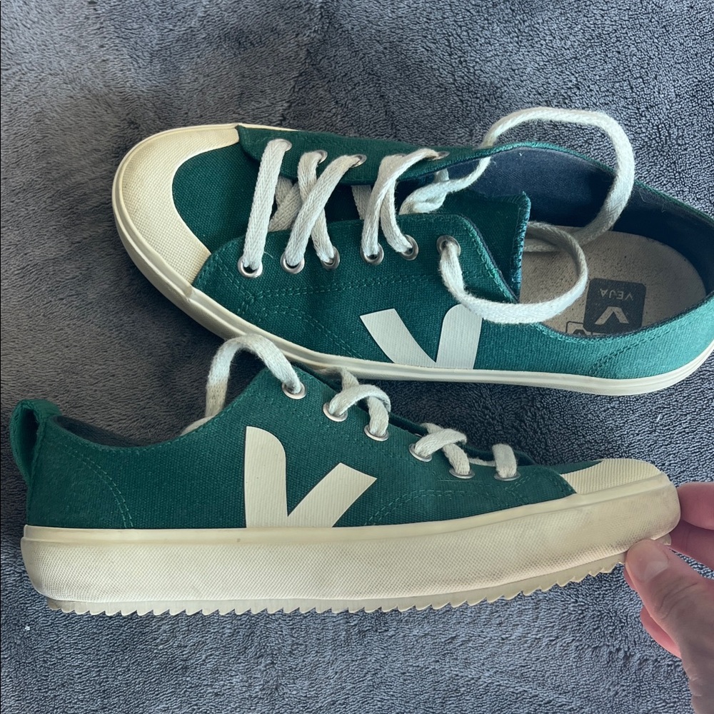 Veja Green Canvas Low-Top Sneakers with Cream Accents - Picture 7 of 7